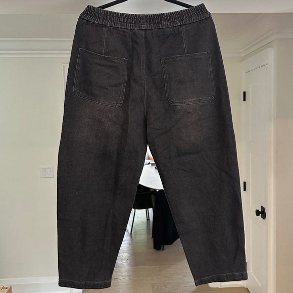 Kate Hewko Black Barrel Pants, Never Worn - Size L/XL - Picture 5 of 10